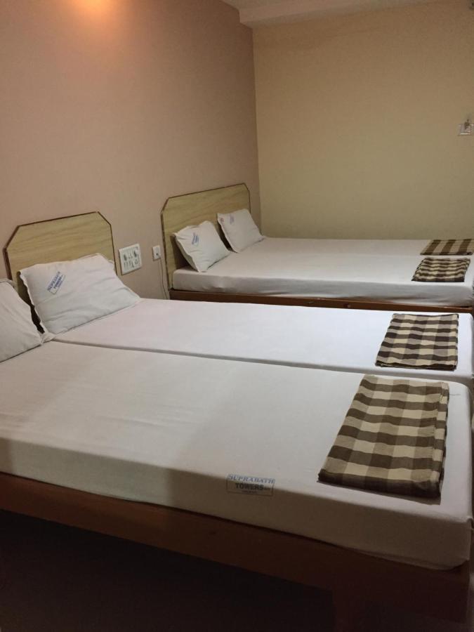 Hotel Suprabath Towers Tirupati Exteriör bild