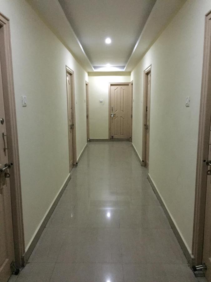 Hotel Suprabath Towers Tirupati Exteriör bild